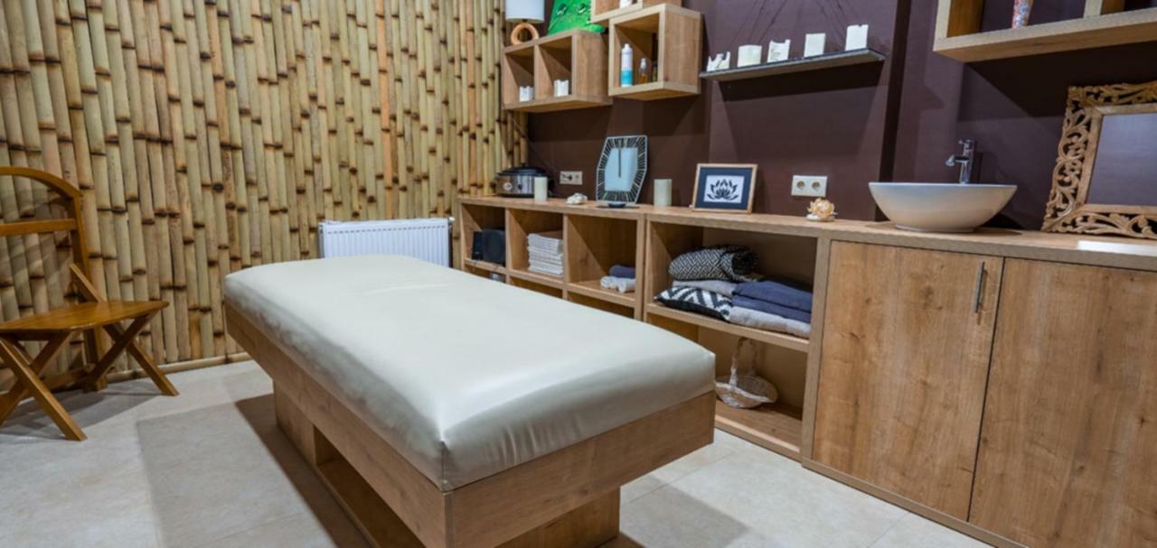 Two Level Apartment Near Gondola غودوري المظهر الخارجي الصورة